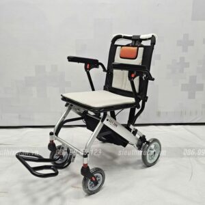 (9.5Kg) Xe Lăn Lucass X400 – Xe Lăn Du Lịch Gấp Gọn