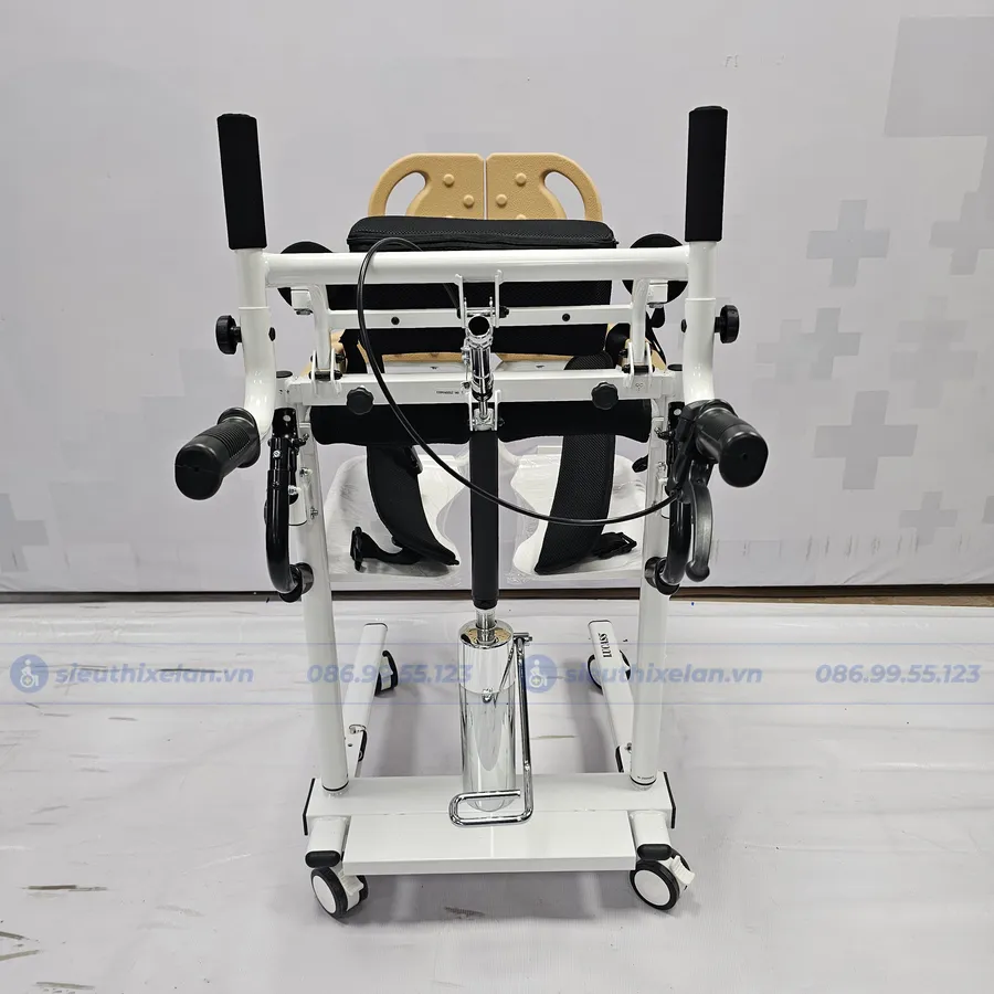 Xe nâng bệnh nhân